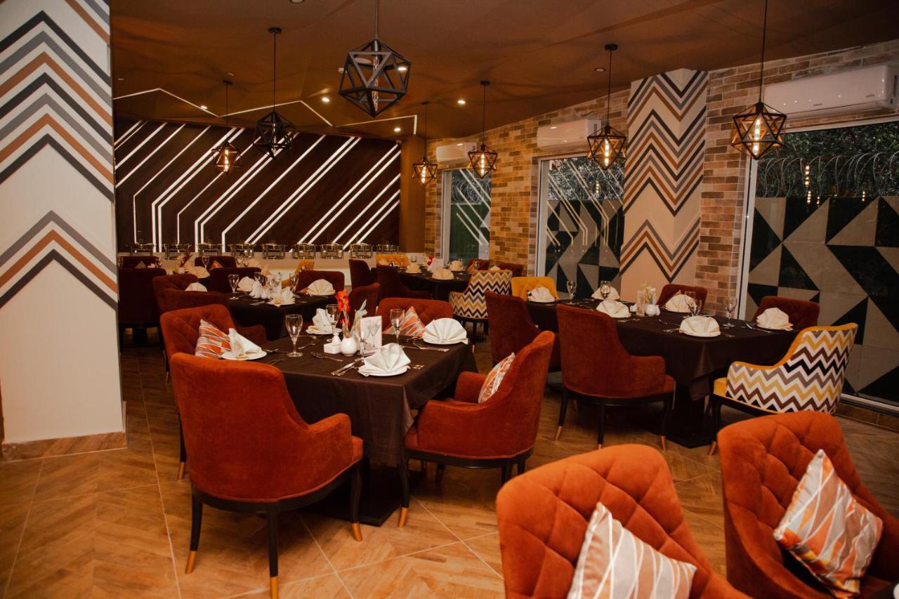 Belmorris Hotels & Resorts Multan Dış mekan fotoğraf